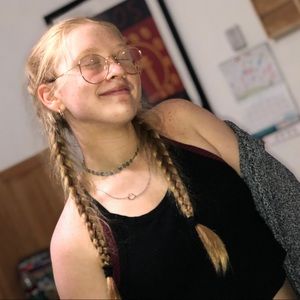 Meet your Posher, Anna